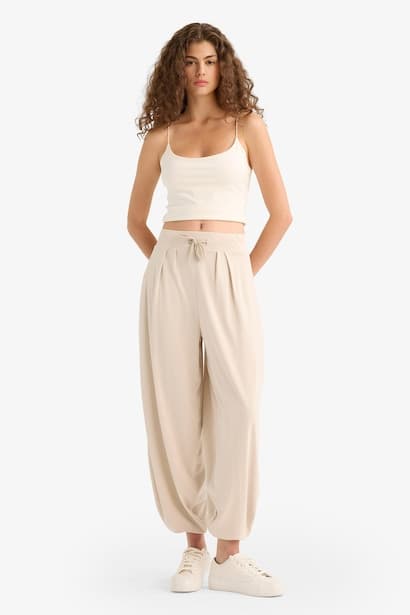 Oversize Fit modal Trousers (٣)