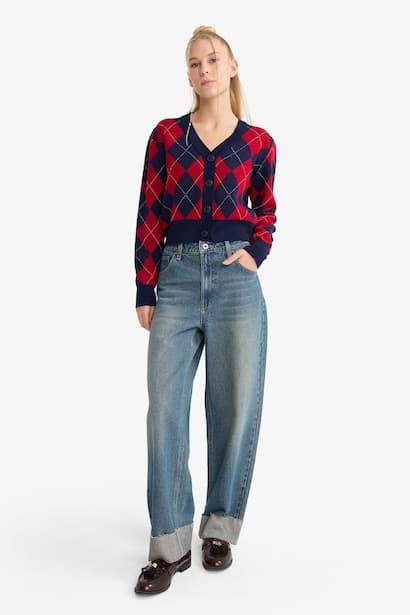 Slim Fit V-Neck Printed Buttoned Cardigan (3)