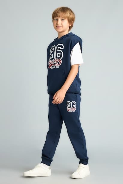 Boy 3 piece Navy Blue Regular Fit Set (4)