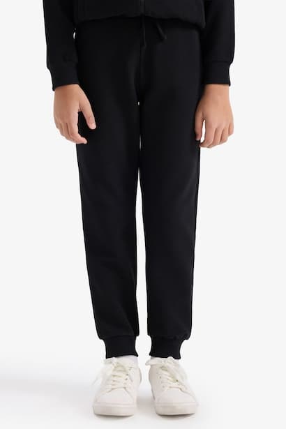Boy Elastic Waist Sweatpants Trousers (٣)