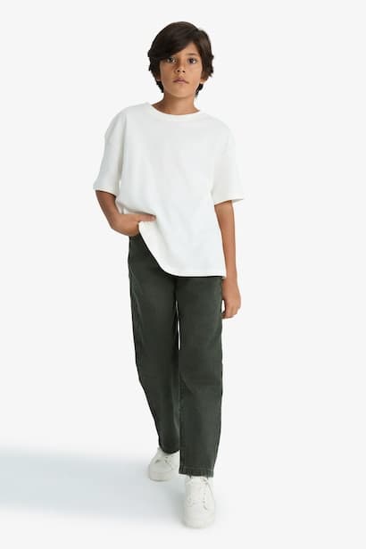 Boy Wide Leg Straight Leg Jeans