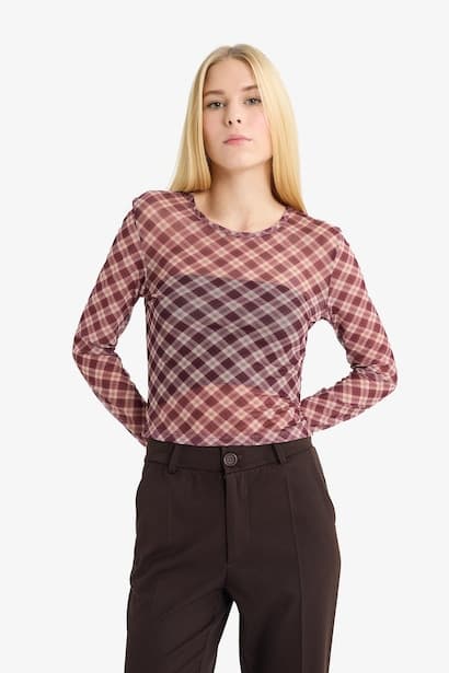 Fitted Checked Tulle Long Sleeve T-Shirt (٣)