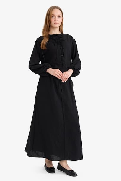 Regular Fit Long Length Skirt