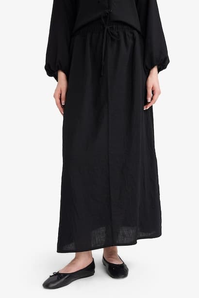 Regular Fit Long Length Skirt (٣)