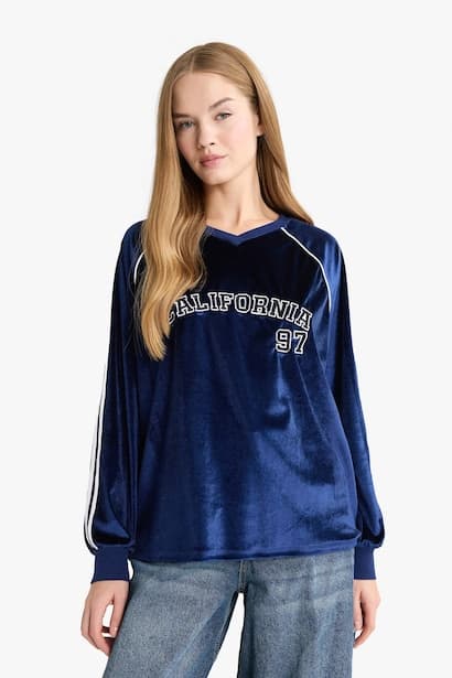 Oversize Fit Velvet Sweatshirt Knitwear (٣)