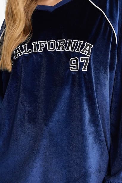 Oversize Fit Velvet Sweatshirt Knitwear (٤)