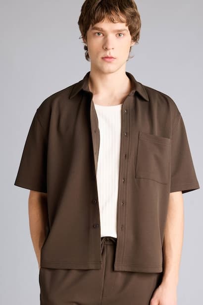 Stretch Fabric Boxy Fit Shirt