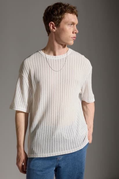 Boxy Fit Short Sleeve T-Shirt (3)