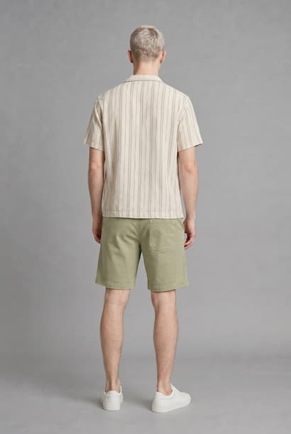 Relax Fit Elastic Waist Shorts (3)