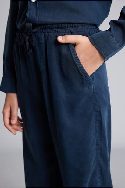 Boy Regular Fit Straight Leg Flowy Fabric Trousers (4)