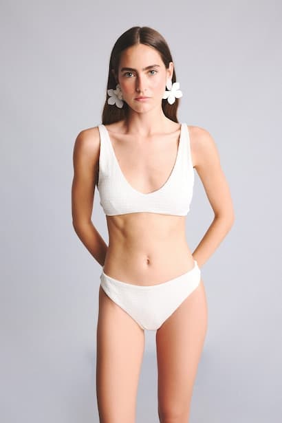 Regular Fit Crinkle Fabric White Bikini Bottom Woman Beach Wear