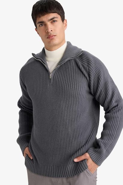 Standard Fit Knitwear Pullover