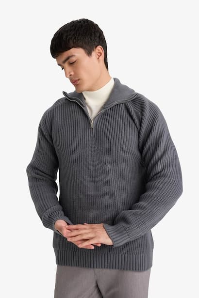 Standard Fit Knitwear Pullover (٣)
