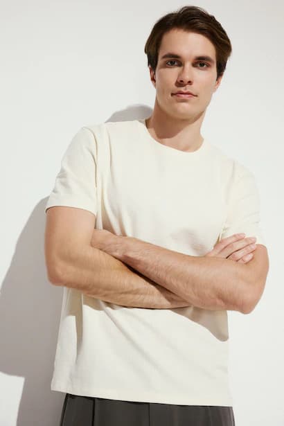 Regular Fit Crew Neck Short Sleeve T-Shirt