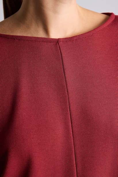 Long Sleeve Boat Neck T-Shirt (4)
