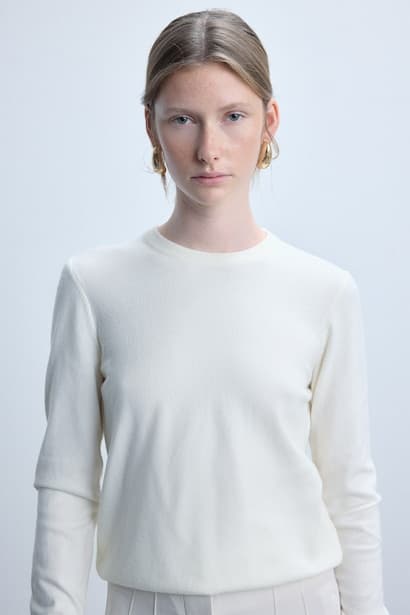 Woman Regular Fit Ecru Crew Neck Sweater Pullover