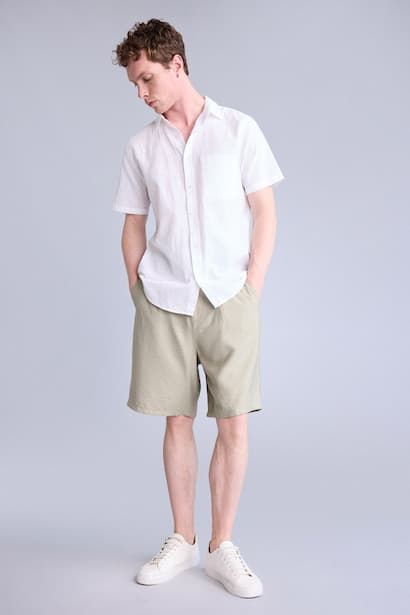Barrel Fit Bermuda Shorts (4)