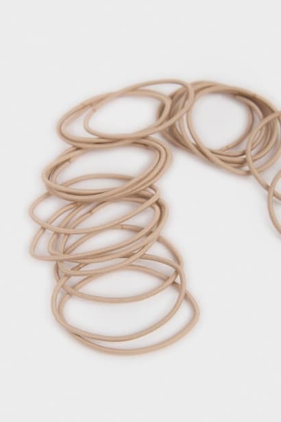 Woman 20 Piece Hair Accessories (3)