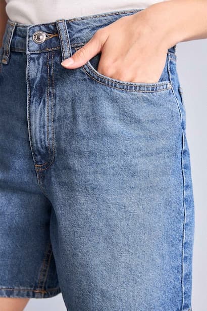 High Waist Bermuda Jeans (4)