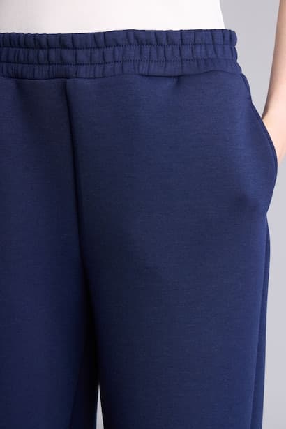 Relax Fit Wide Leg Scuba Fabric Sweatpants Trousers (٤)