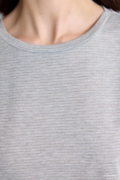 Crew Neck Grey Short Sleeve T-Shirt (4)