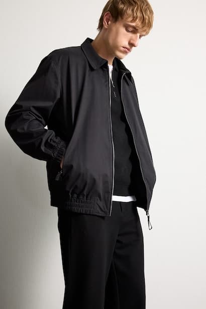 Regular Fit Waterproof Contrast Collar Zip-Up Jacket (3)