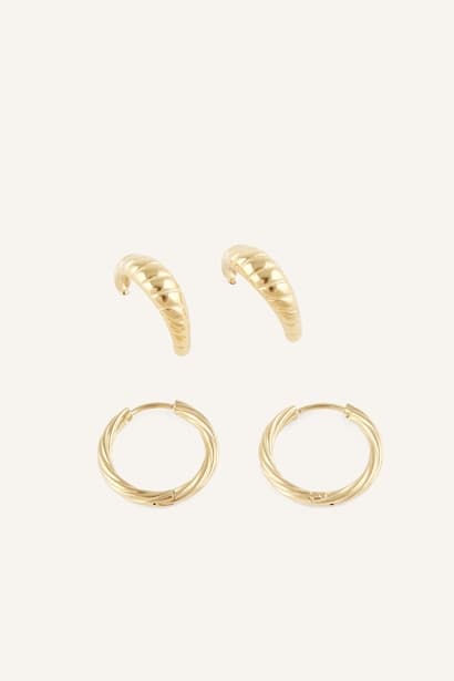 Woman 2 piece Golden Earring