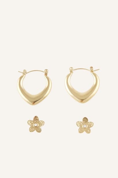 Woman 2 piece Golden Earring Jewellery