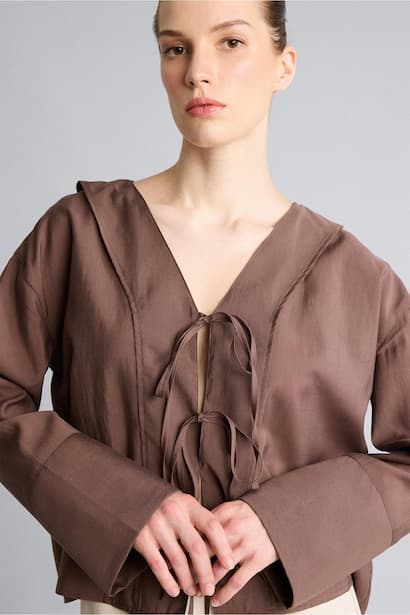 Oversize Fit V-Neck Long Sleeve Blouse (٤)