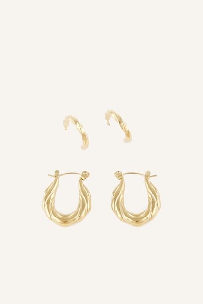 Woman 2 piece Golden Earring Jewellery