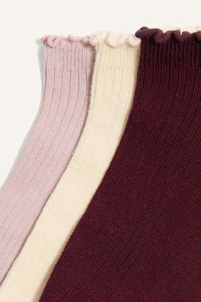 Woman 3 Piece Cotton Ankle Socks Bobby Socks (4)