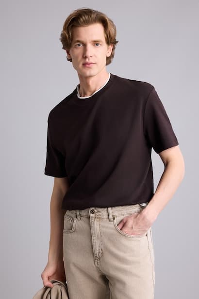 Regular Fit Short Sleeve T-Shirt (3)