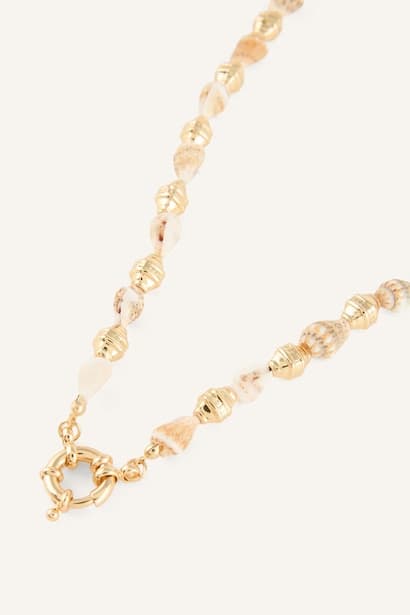 Woman Shell Necklace (4)