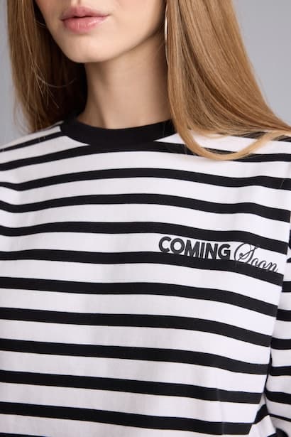100% Cotton Regular Fit Striped T-Shirt (٤)