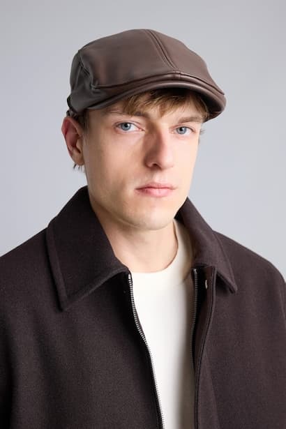 Man Faux Leather Cap Hat