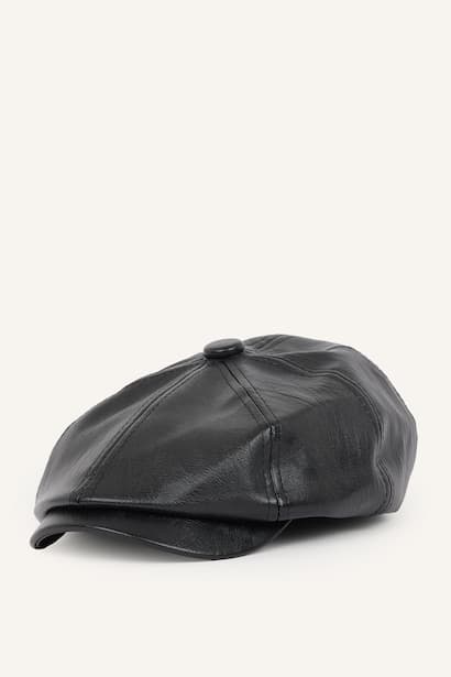 Mzn Faux Leather Cap (3)
