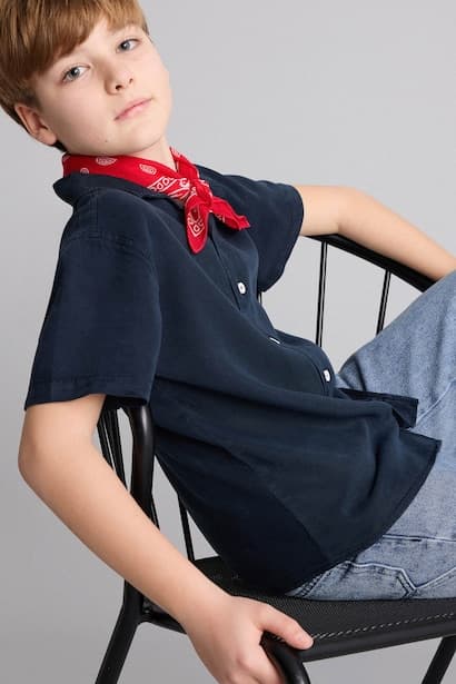 Man Regular Fit Short Sleeve Shirt