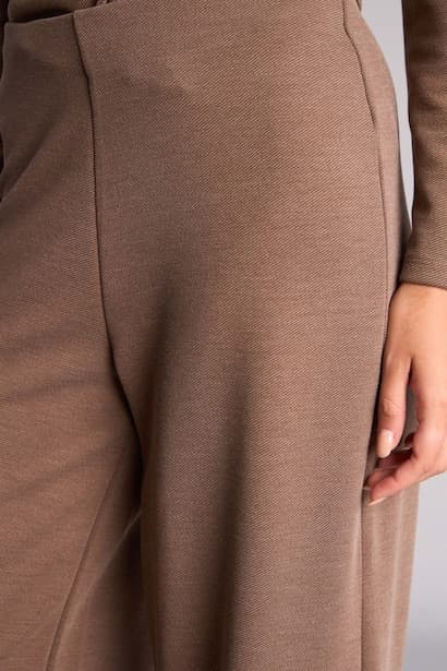 Wide Leg Trousers (٤)