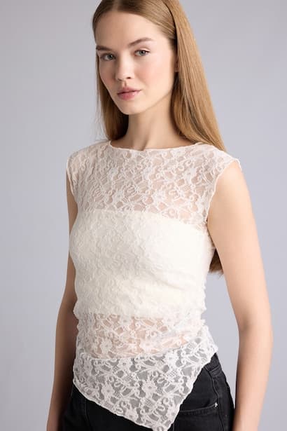 Slim Fit Crew Neck Lace Short Sleeve T-Shirt