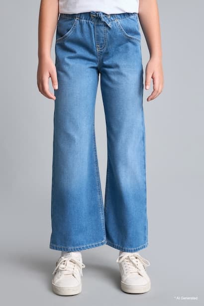 Girl Elastic Waist Wide Leg Jeans (٣)