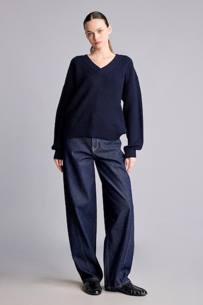 Barrel Fit High Waist Tapered Leg Jeans