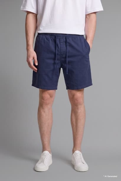Baggy Fit Elastic Waist Shorts (٤)