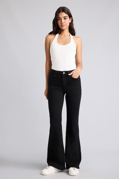 Flare Fit Regular Waist Jeans (3)