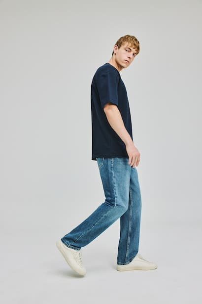 Straight Fit 100% Cotton Washed Effect Jeans (4)