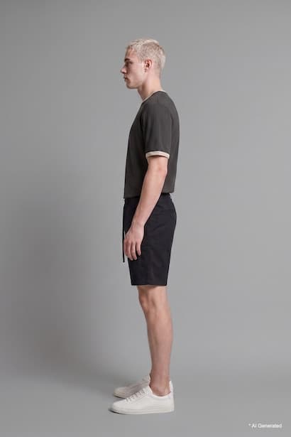 Relaxed Fit 100% Cotton Black Elastic Waist Bermuda Shorts (٣)
