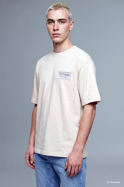100% Cotton Boxy Fit Label Detail T-Shirt (٤)
