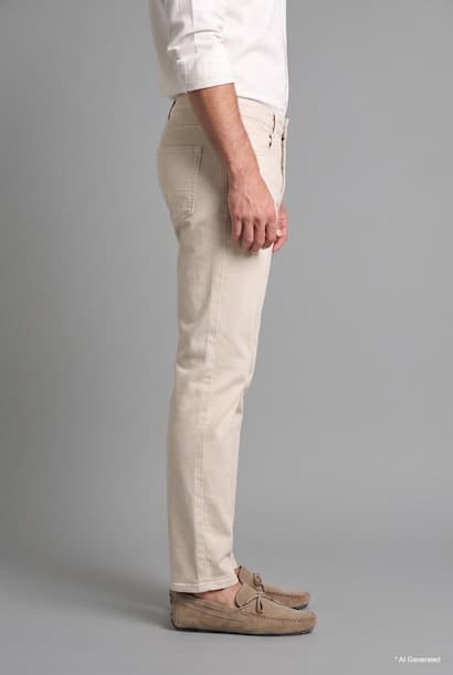 Regular Waist Tapered Fit Pocket Pants (4)