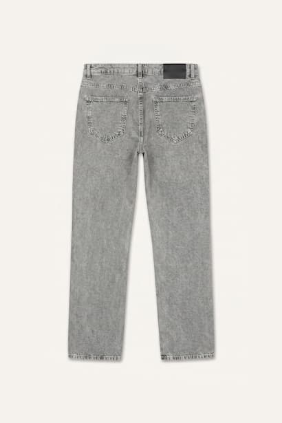 Straight Fit Jeans (3)