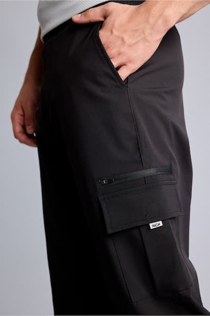 Standard Fit Woven Jogger (4)