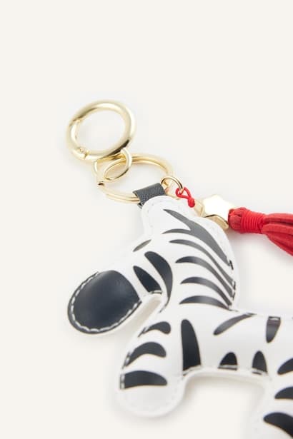 Figural Charm Keychain (٤)